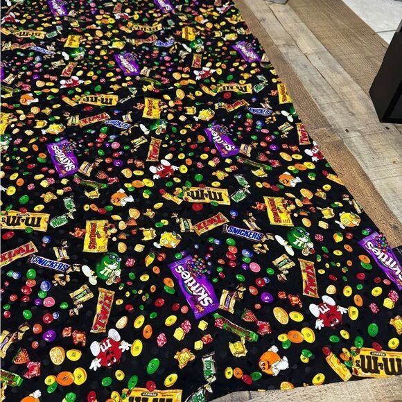 M&M Mars Snickers Skittles Candy Chocolate Silk Scarf Novelty Print 34”x34” Vtg - Picture 4 of 13